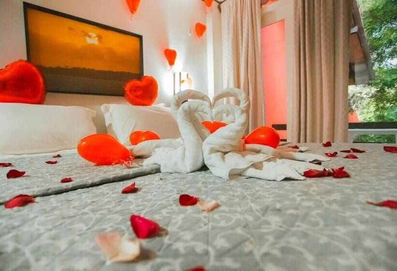 Трехместный Номер Deluxe, Aimberê Eco Resort