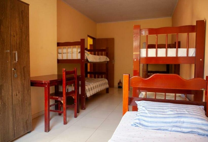 חדר משפחתי חדר אמבטיה משותף, Oca Delfim