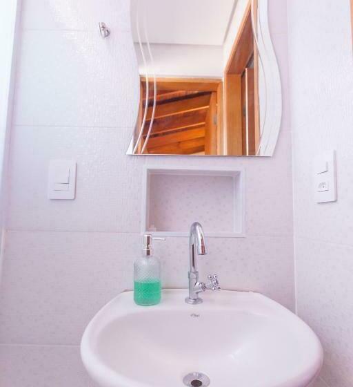 اتاق استاندارد سه تخته با چشم‌انداز استخر, Ubatuba Ecologic Pousada