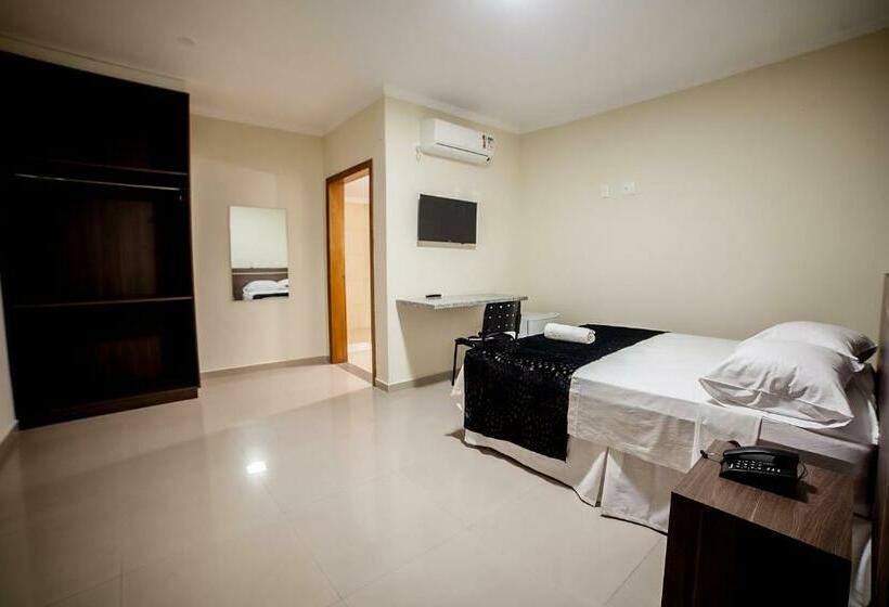 غرفة قياسية فردية, Apoema