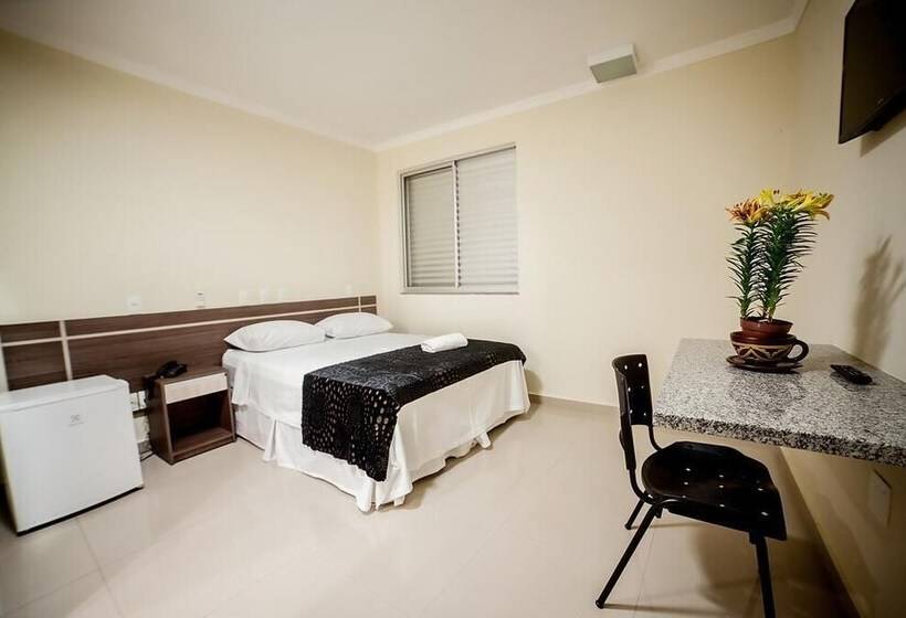 غرفة قياسية فردية, Apoema