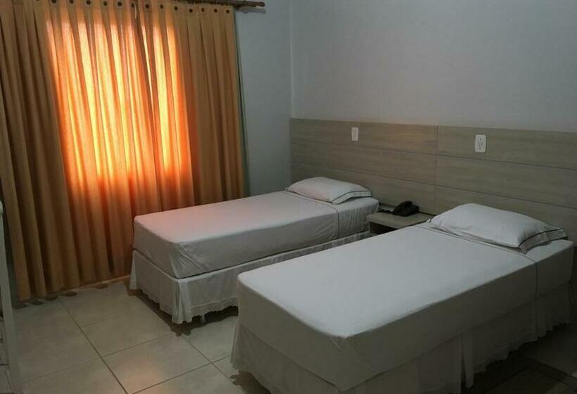 غرفة قياسية فردية, Faeli