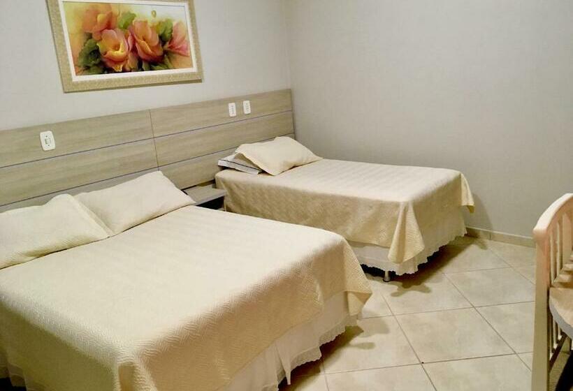 غرفة قياسية ثلاثية, Faeli