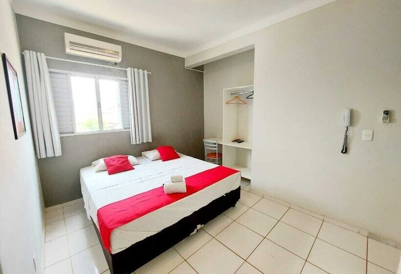 StandaardKamer, Jardim Do Cedro