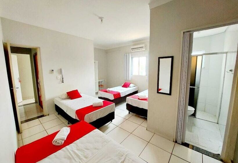 Standaard Vierpersoonskamer, Jardim Do Cedro