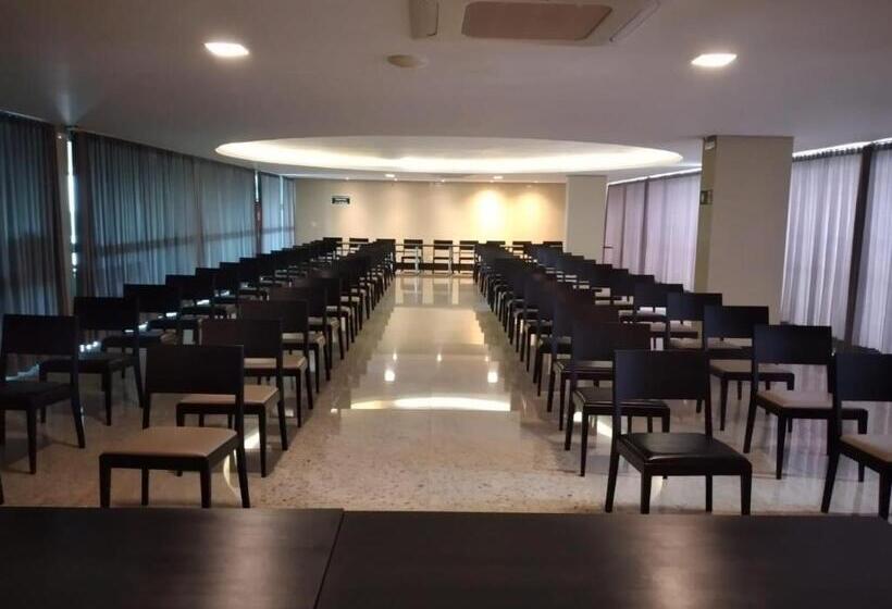 Suíte Júnior, Nita Palace