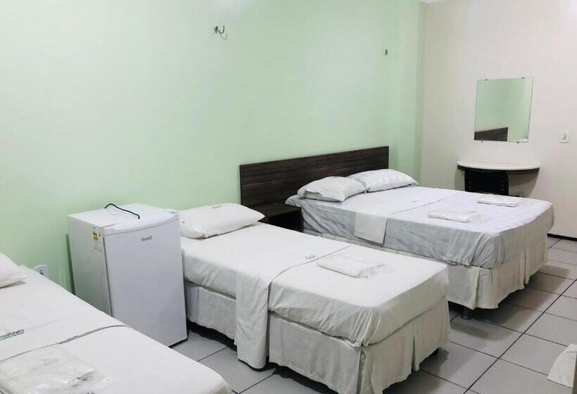 スーペリアトリプルルーム, Pinheiro