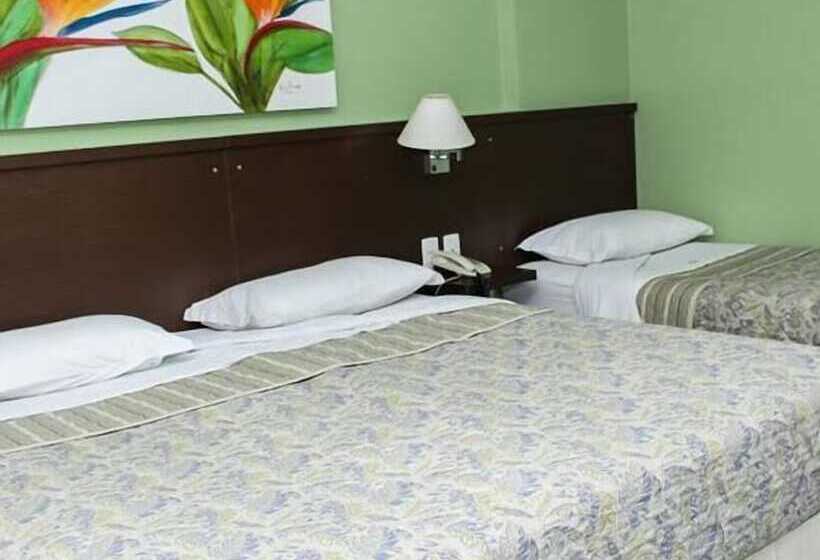 스탠다드 트리플 룸, Pousada Caravelas Lusitanas Ltda