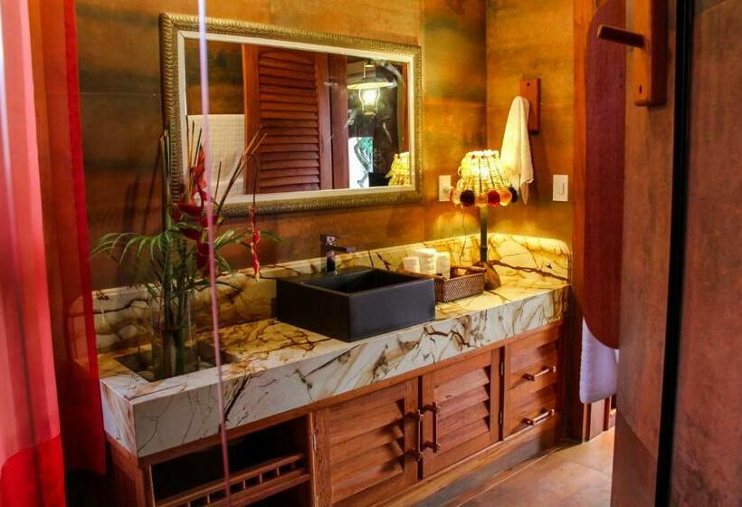 سوییت سوپریور, Sagui Boutique