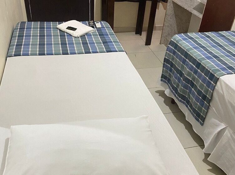 スタンダードルーム, Zata E Flats