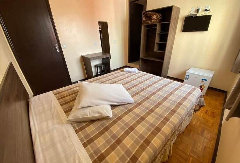 スーペリアールーム, Zata E Flats