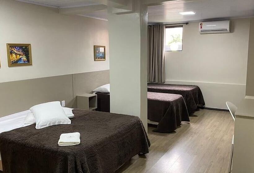 スーペリアールーム, Zata E Flats