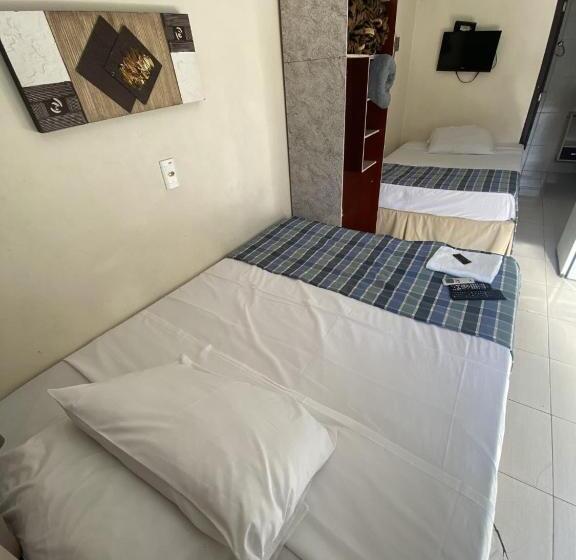 スタンダードルーム, Zata E Flats