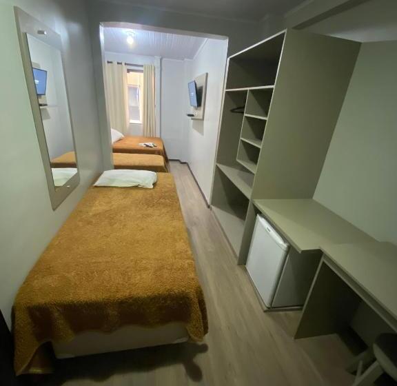 スーペリアトリプルルーム, Zata E Flats