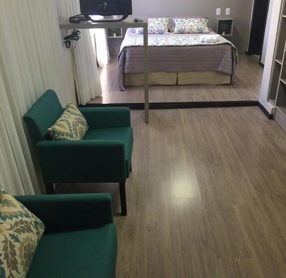 デラックスルーム, Zata E Flats