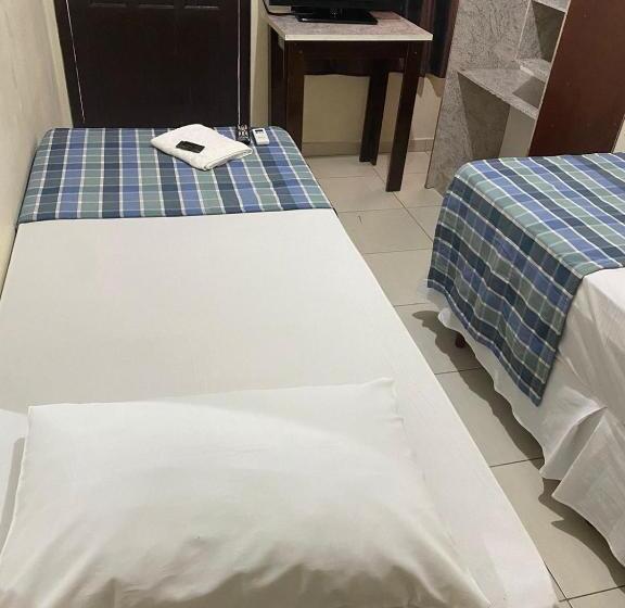 スタンダードルーム, Zata E Flats