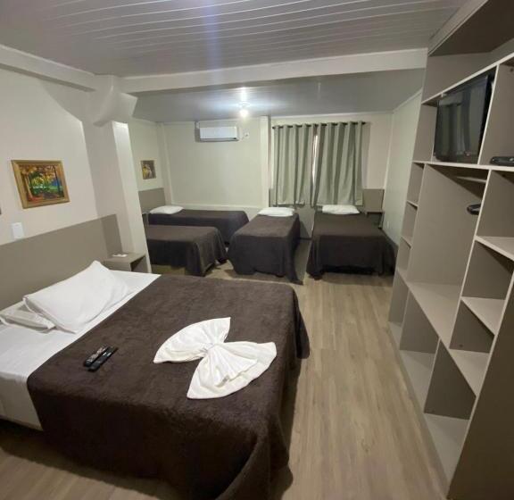 スーペリアファミリールーム, Zata E Flats