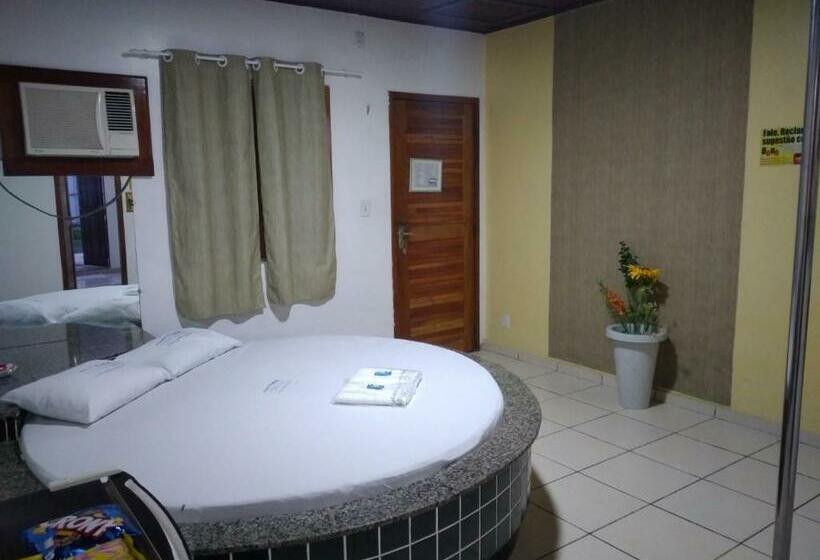 デラックススイート, Pousada Tropical