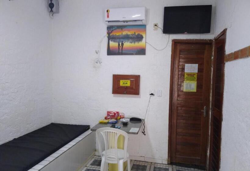 スタンダードトリプルルーム, Pousada Tropical