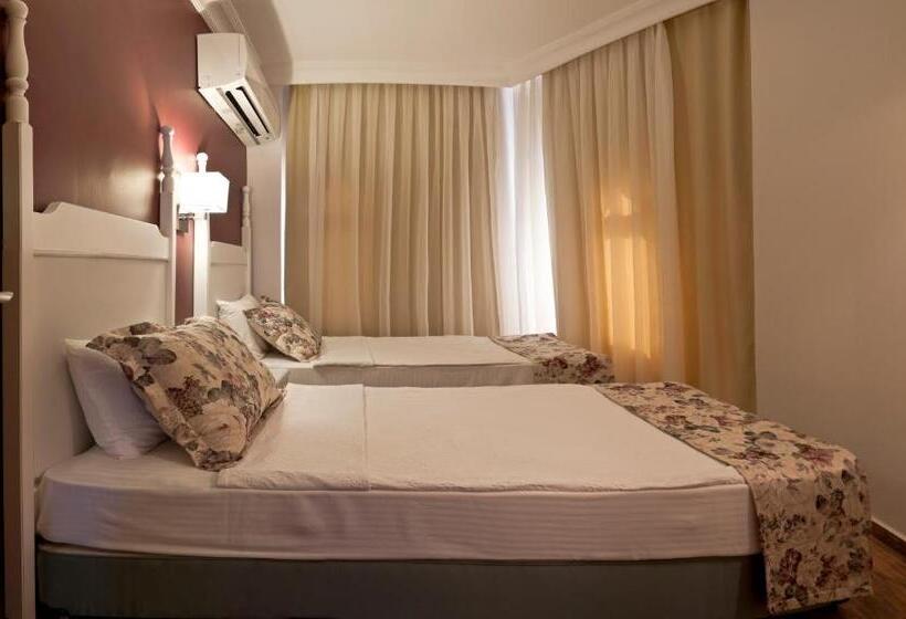 جناح, Olbios Marina Resort