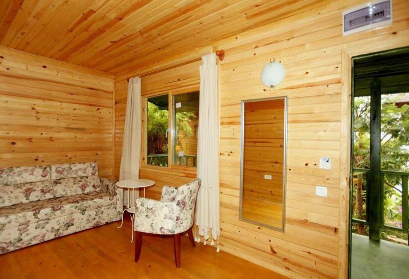 بنجلو قياسى غرفتين نوم, Olbios Marina Resort