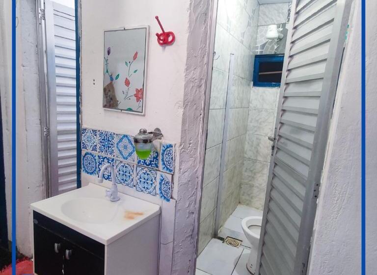 Standaardkamer met Gedeelde Badkamer, Hostel Torre Bahia