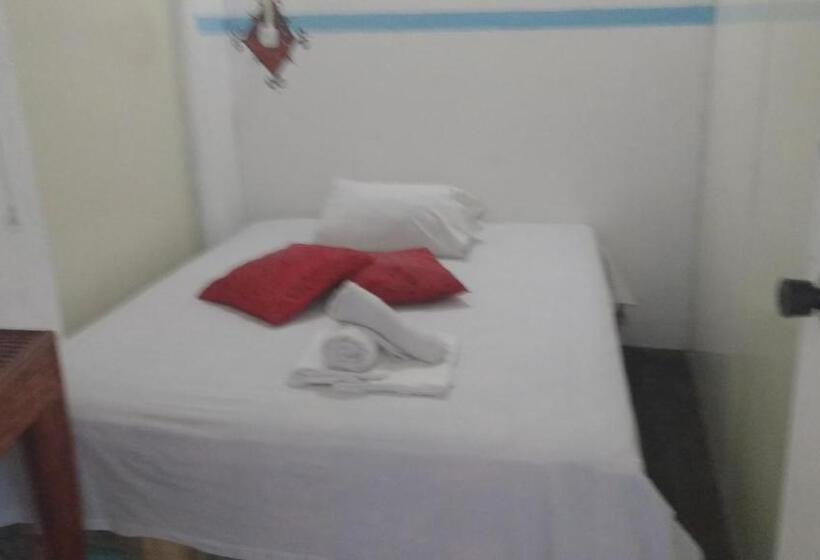 Standaardkamer met Gedeelde Badkamer, Hostel Torre Bahia