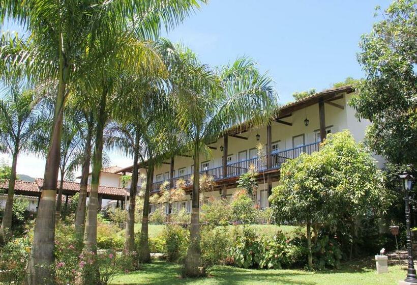 발코니가 있는 4인용 스탠다드 룸, Pousada Fazenda Florença