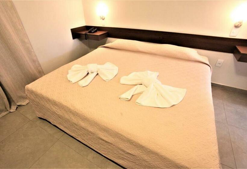 غرفة قياسية سرير كينج, Fernandao