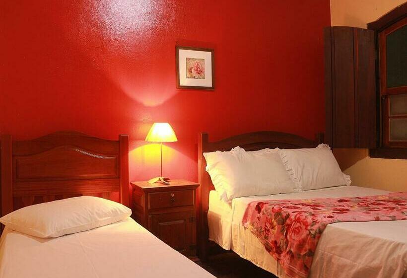 经济型三人房间, Pousada Marendaz