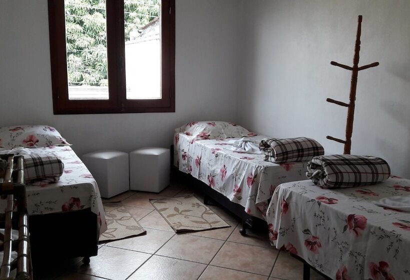 スタンダードトリプルルーム, Pousada Sognares