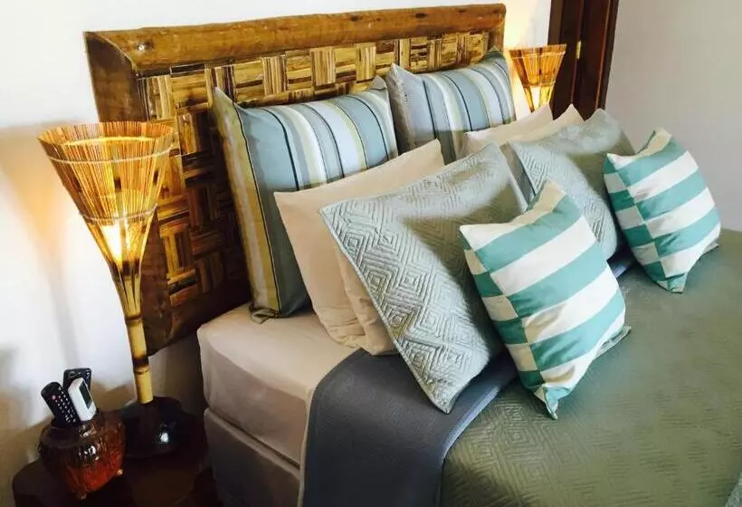 Deluxe Zimmer, Rede Beach