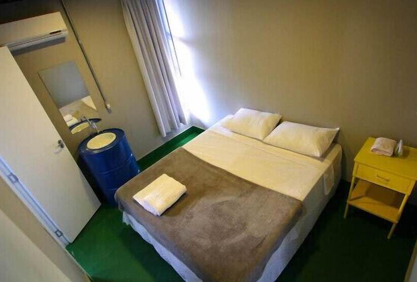 غرفة عائلية, Tetris