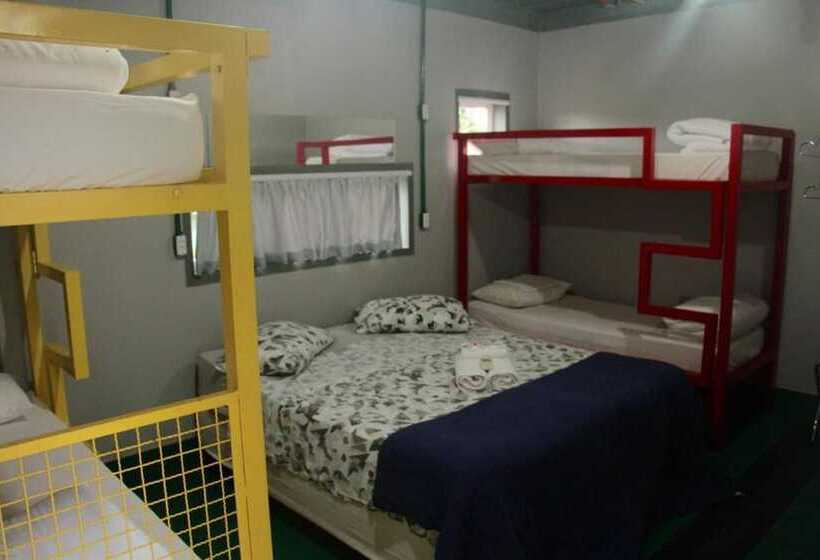 غرفة عائلية, Tetris