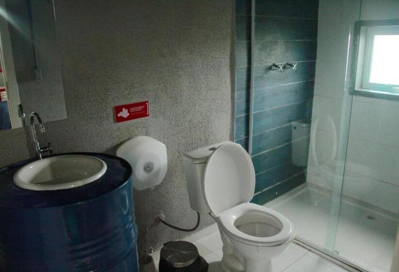 غرفة عائلية, Tetris