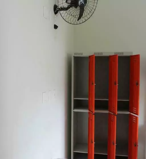 ルームシェアのワンベッド, Floripa Hostel Barra Da Lagoa