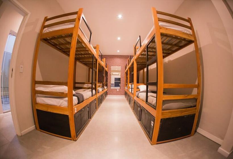 공동 객실, Hello Hostel Pelotas