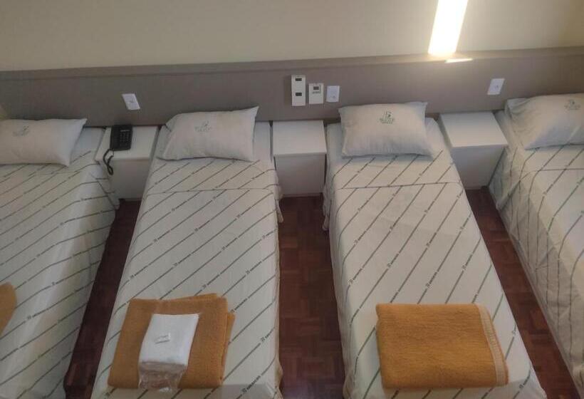 اتاق پریمیوم چهارنفره, Blanco Palace