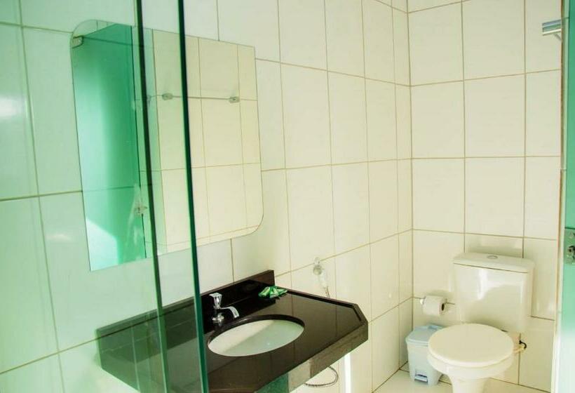 غرفة إقتصادية فردية, Borges