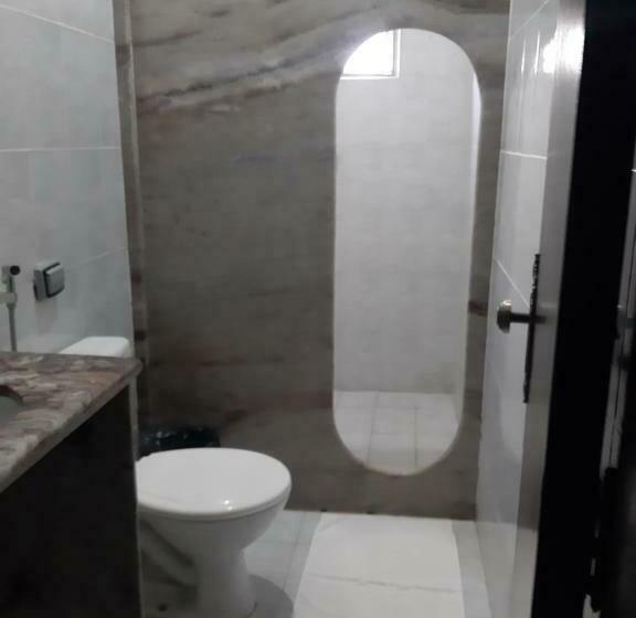 行政房间, Carvalho S