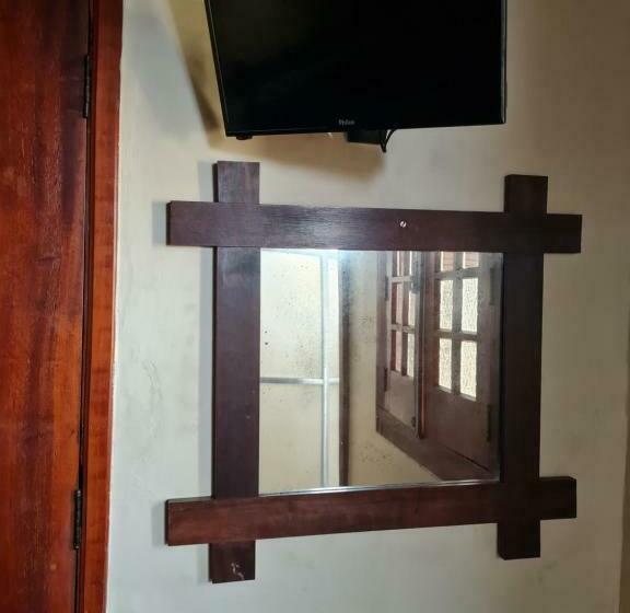 スタンダードルーム, Colonial