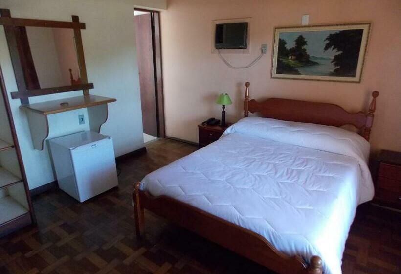 デラックスルーム, Colonial