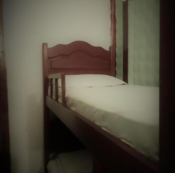 家庭间, Gallardin Palace