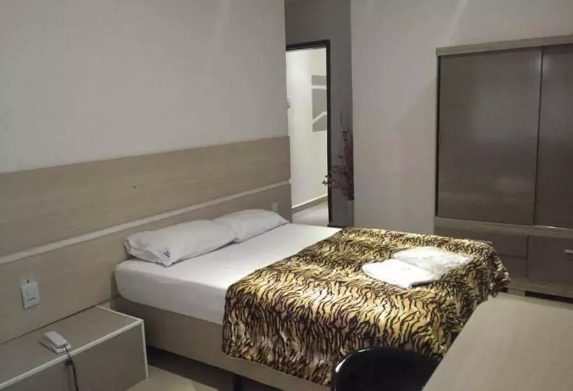 スタンダード4人部屋, Internacional Guarulhos
