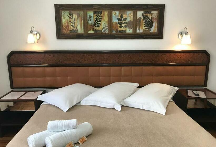 Номер Стандарт, La Ponsa Itatiaia