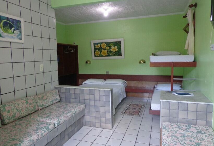 اتاق استاندارد چهار تخته, Pousada Miramar