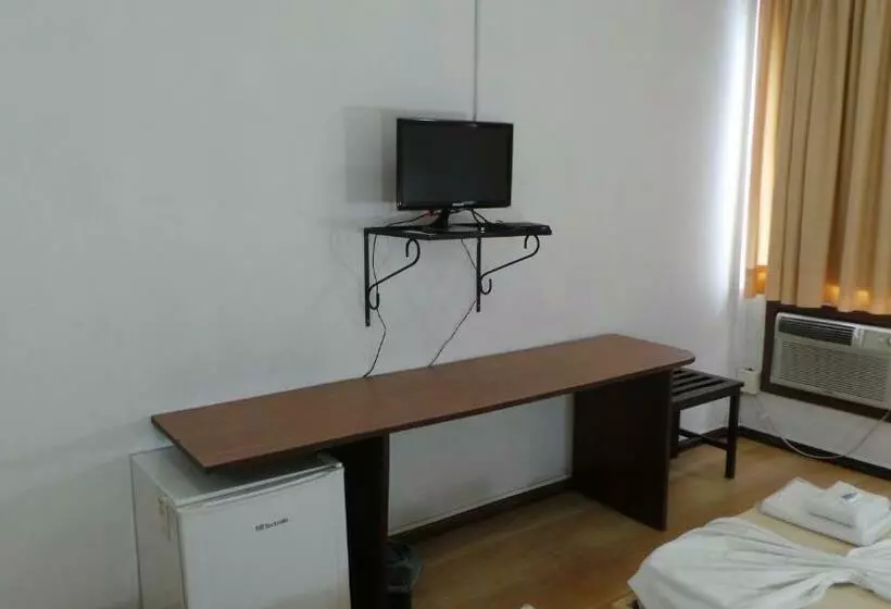 Standard Kolmen Hengen Huone, St. John
