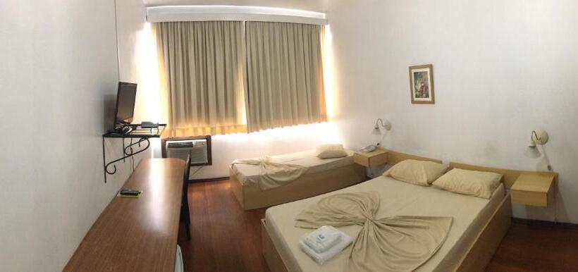 Quarto Quádruplo Deluxe, St. John