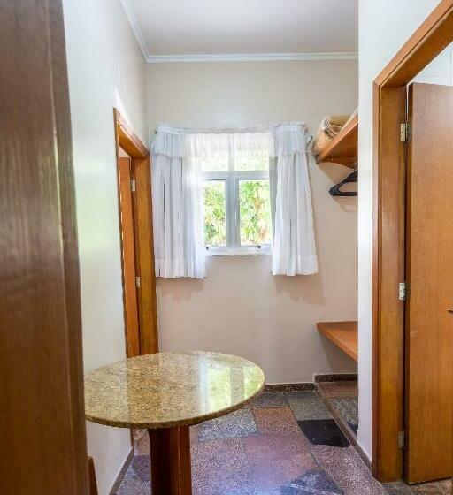 غرفة قياسية رباعية, Pousada água Eterna   Próximo Ao Museu De Cera, Hot Beach E Thermas Dos Laranjais   By Up