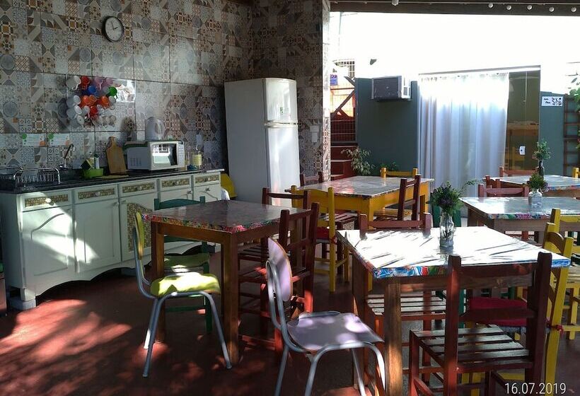 סוויטה, Joinville Hostel & Pousada